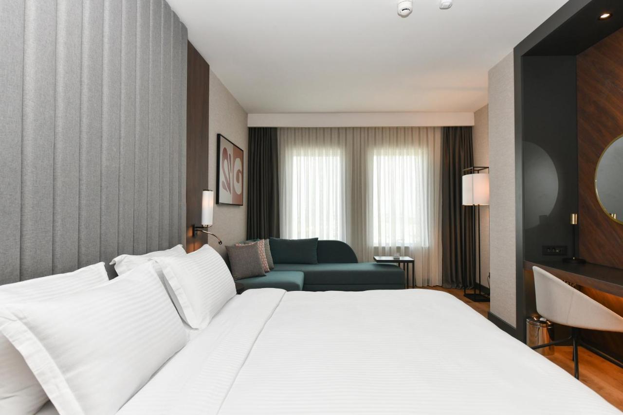 Crowne Plaza Ankara By Ihg Hotel Exterior photo